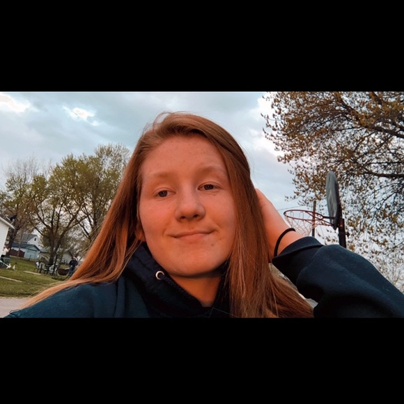 Meet your Posher, Callyn - Picture 1 of 1